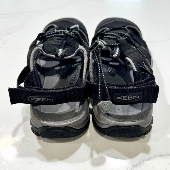 Keen Black Newport H2O Sandals. Black. Men’s 10.5. main image 4